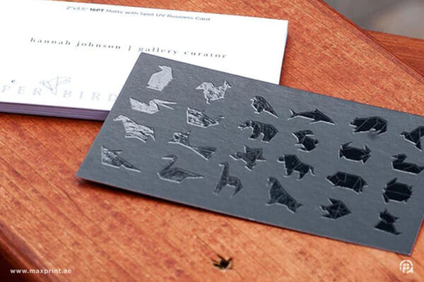 100 Business Cards, Soft Lamination, 3D Spot UV - Digital Printing